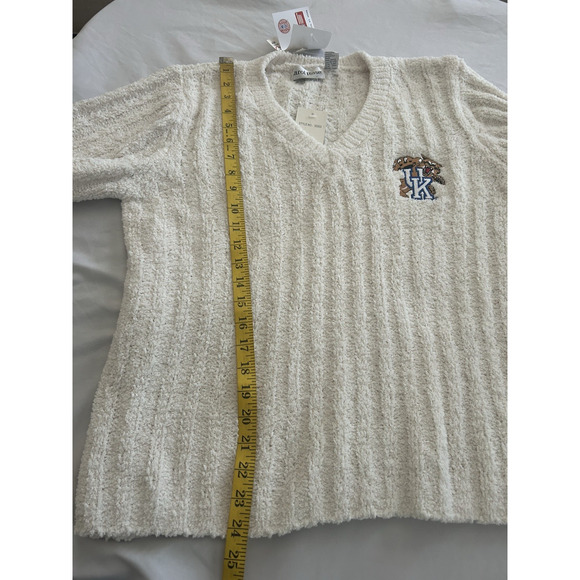 Vintage University of Kentucky Fuzzy Sweater Womens Size XL Ivory NWT - Picture 7 of 8